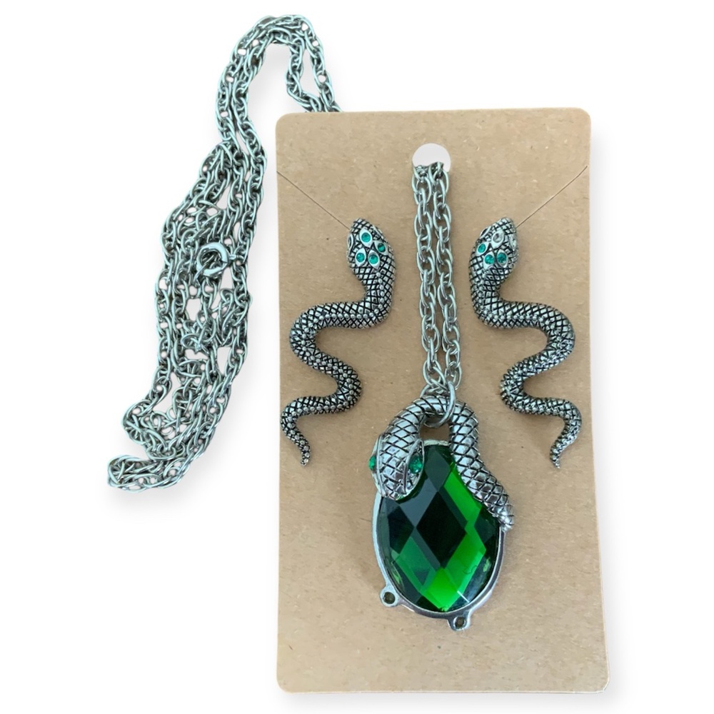 Y2K Necklace Silver tone with snake green pendant and snake earrings